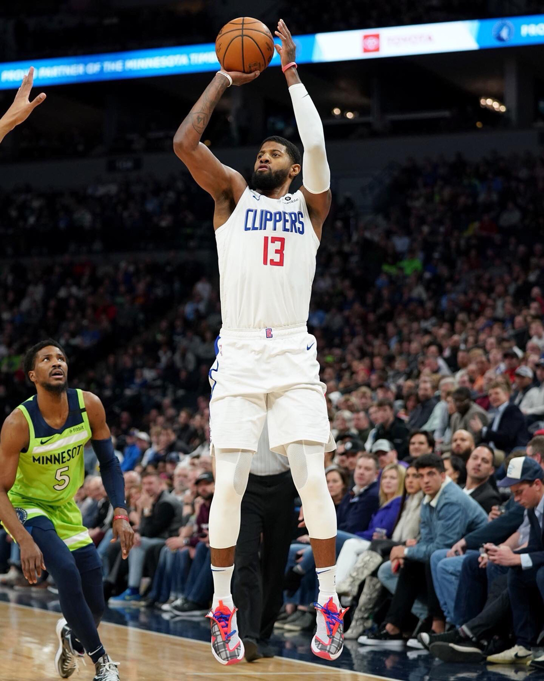 灯光形成鲜 灯光形成鲜