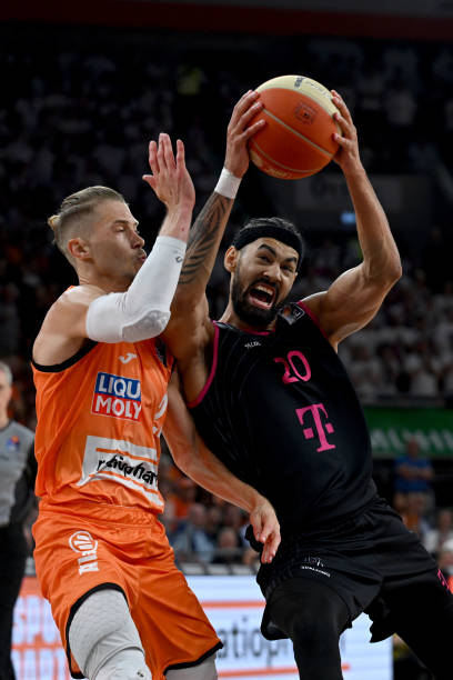 的崇高礼遇 的崇高礼遇