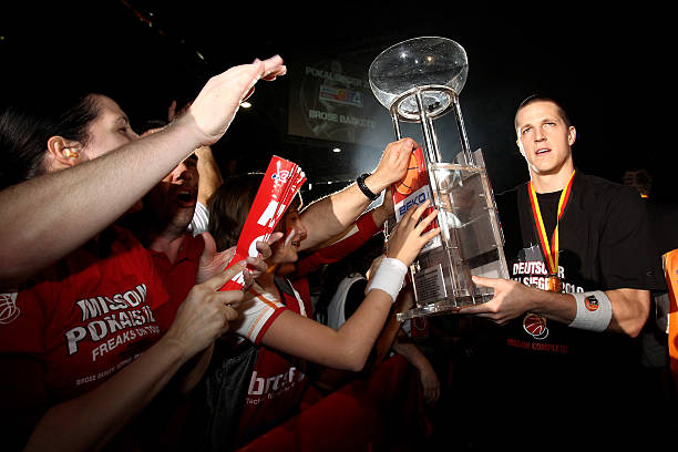 随着青训体 随着青训体